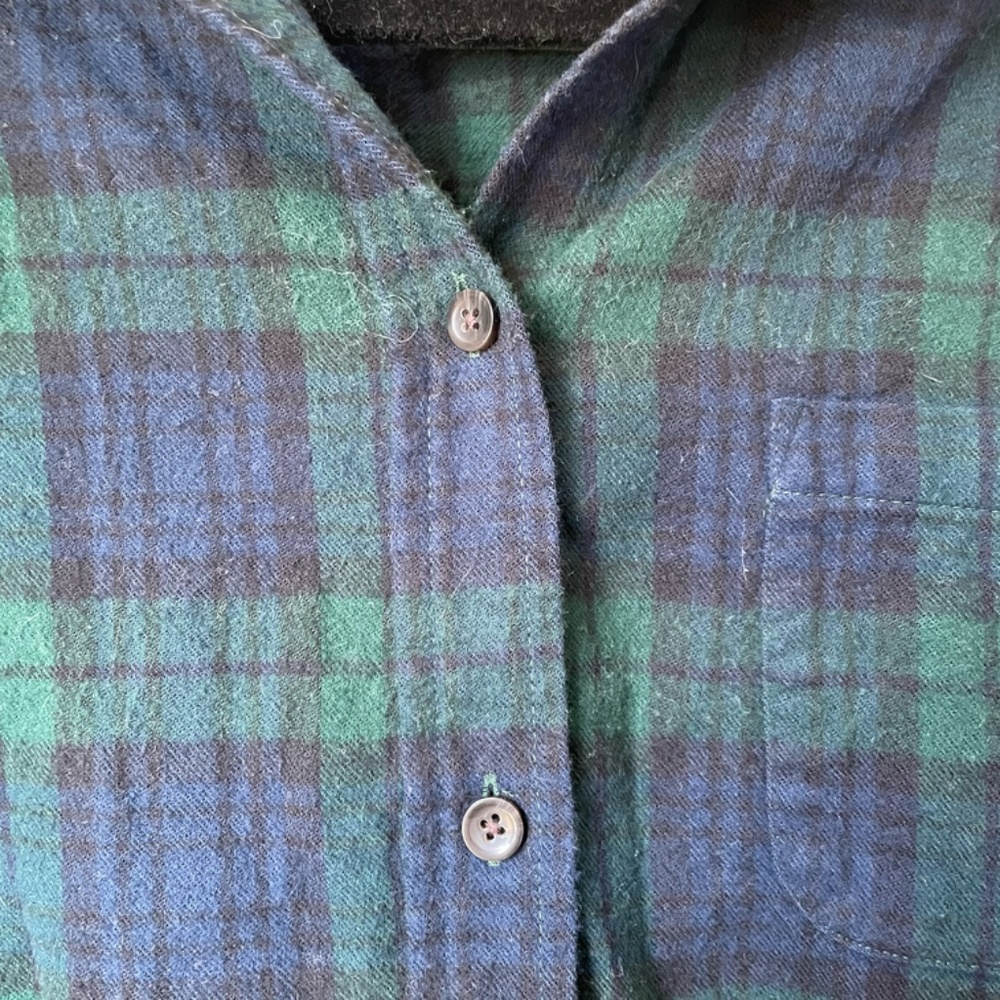 L.L. Bean Green and Navy Plaid Button-Down Shirt - Picture 4 of 11
